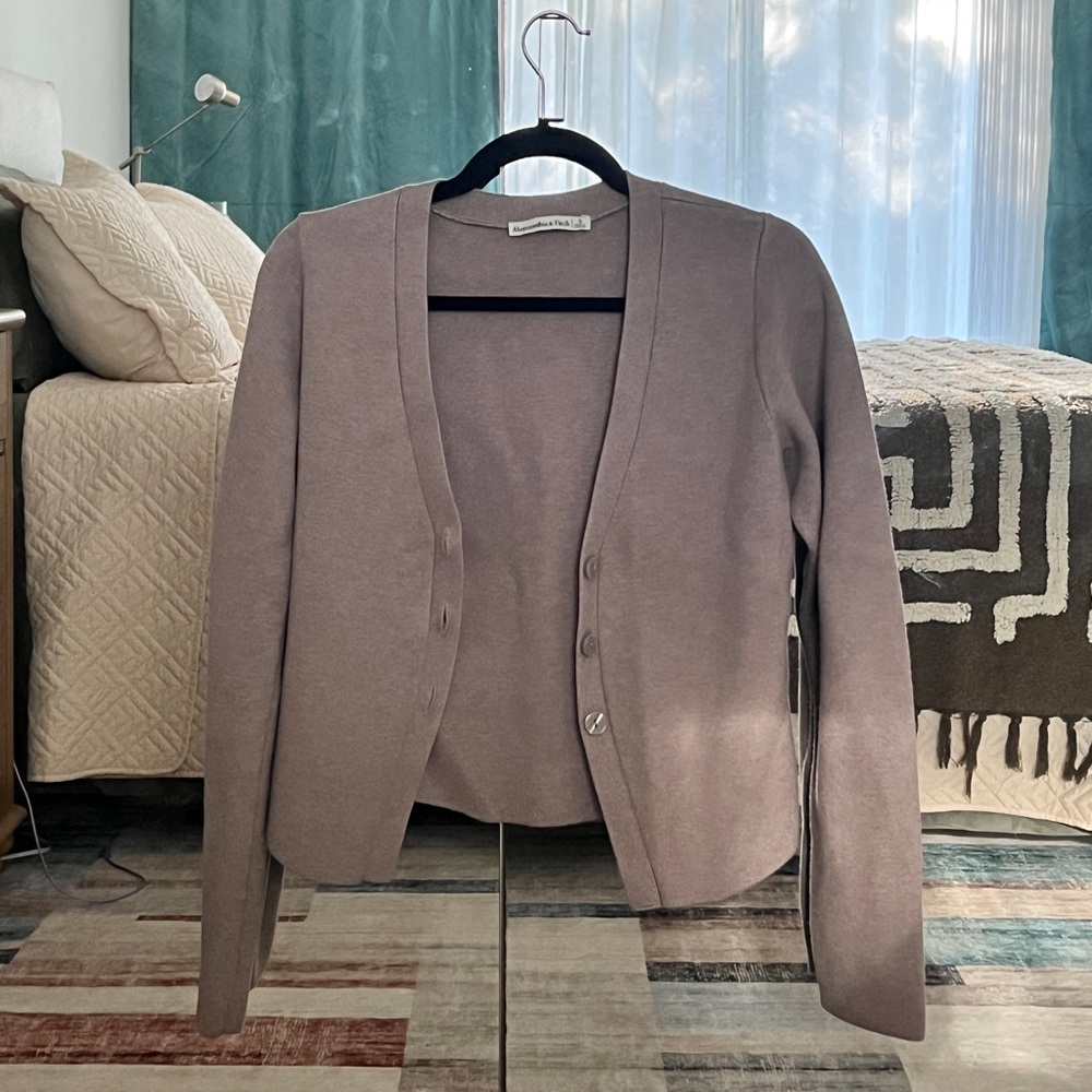 Abercrombie & Fitch Luxeloft Rounded Sleeve Cardigan - Picture 4 of 6